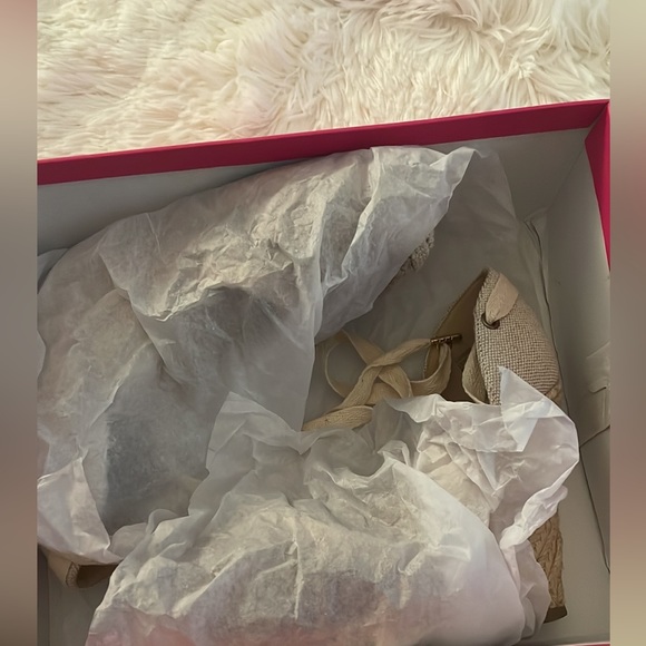 Mauve fabric wedges with wicker bottom - Picture 8 of 8